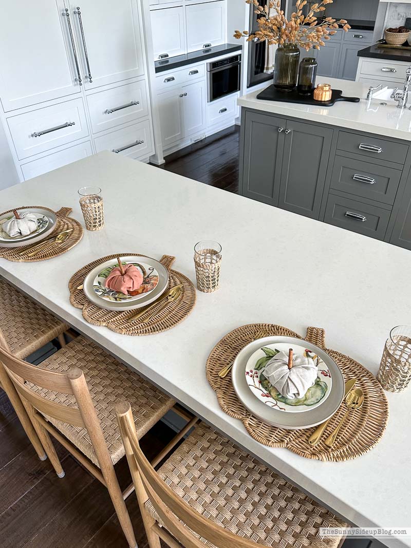 How to make a pumpkin napkin (Sunny Lifestyles)