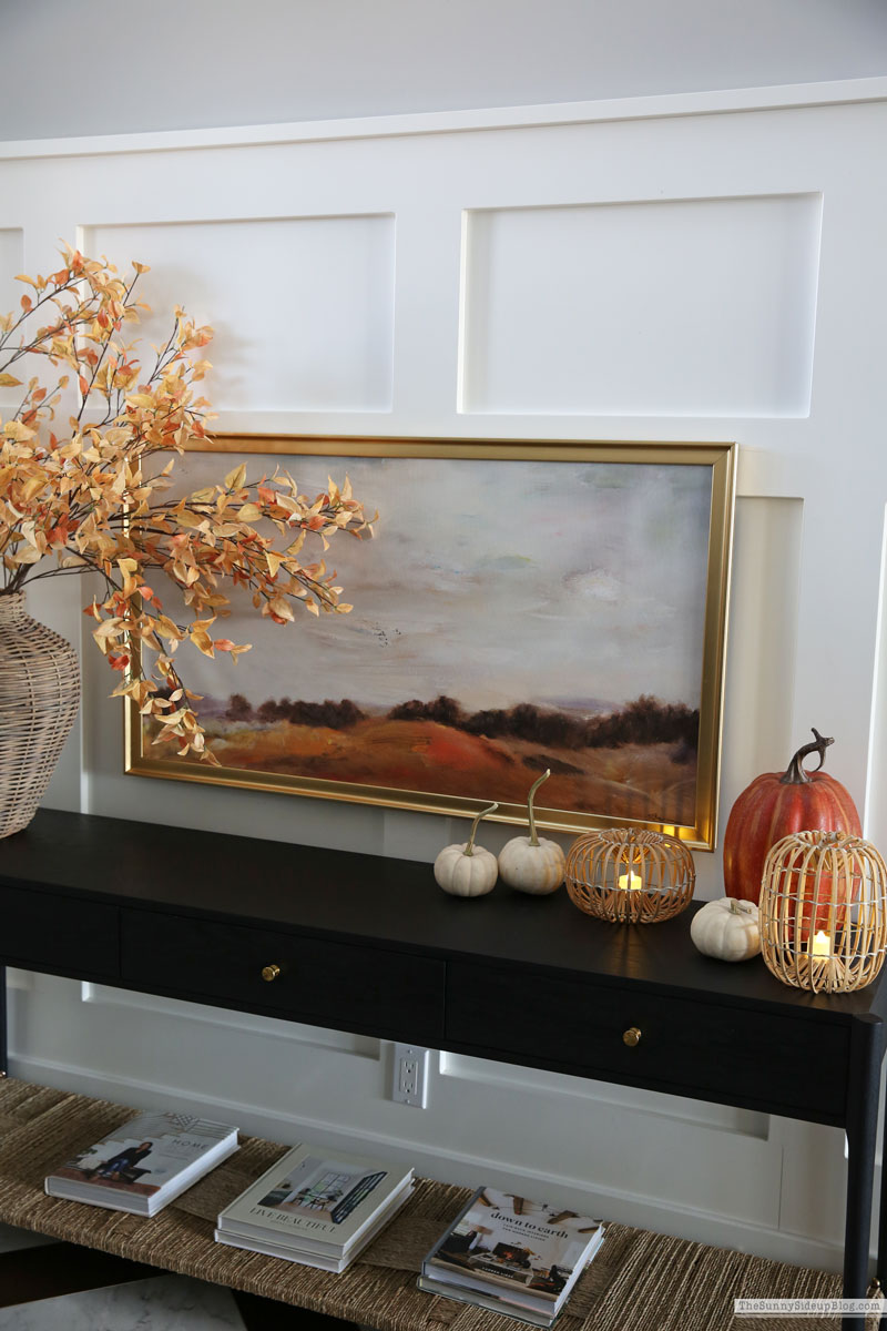 Fall Entry Table (Sunny Lifestyles)