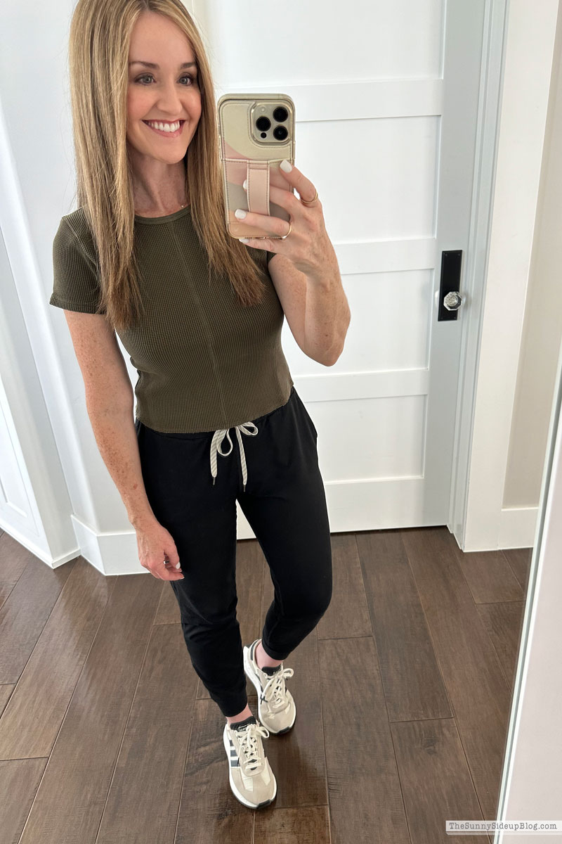 Fall Fashion (Sunny Lifestyles)
