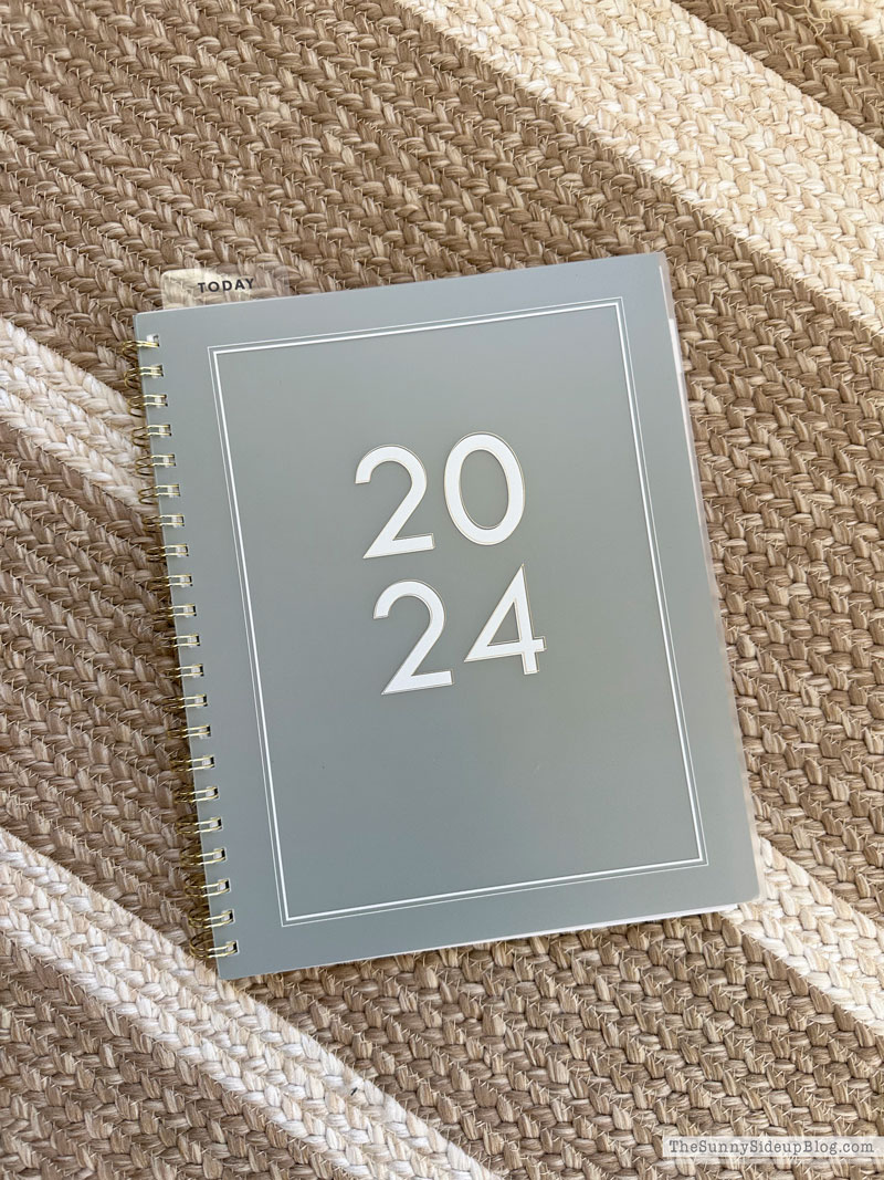 happy 2024 (Sunny Lifestyles)