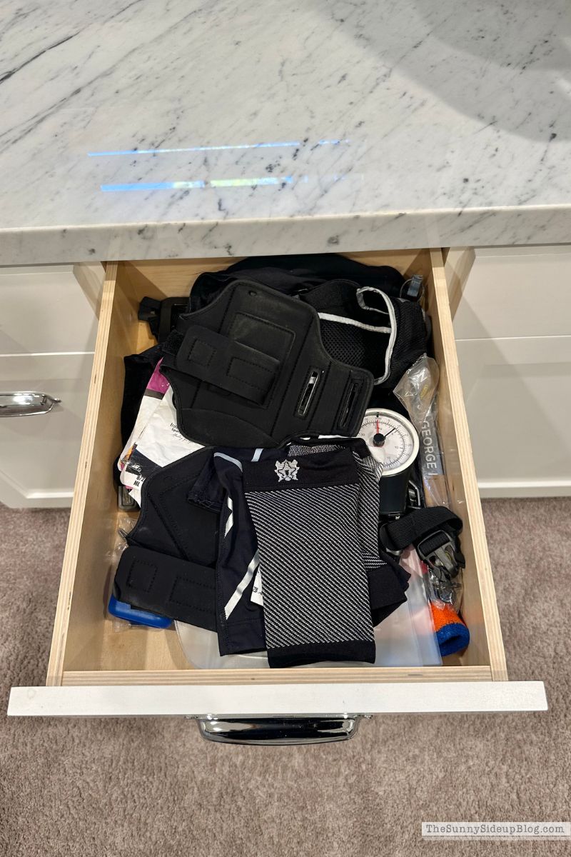 Drawer Before (Sunny Lifestyles)