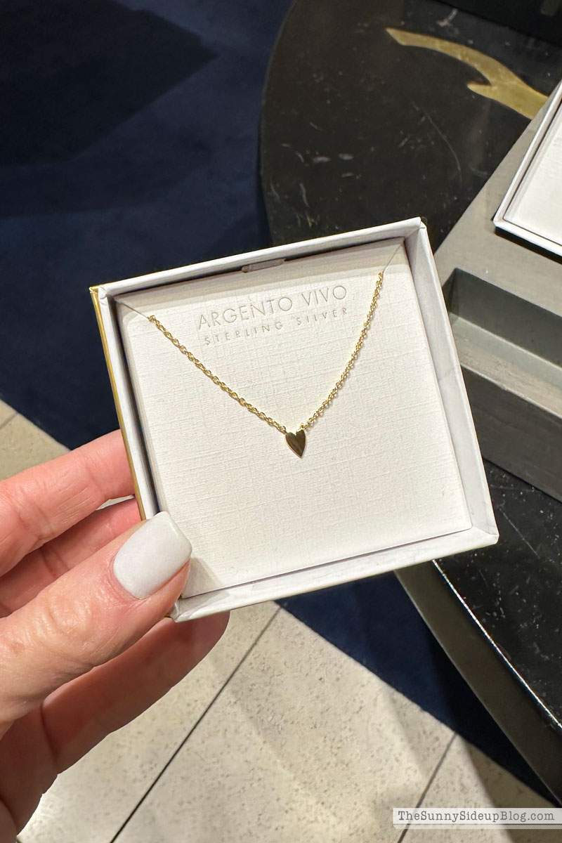 necklace (Sunny Lifestyles)
