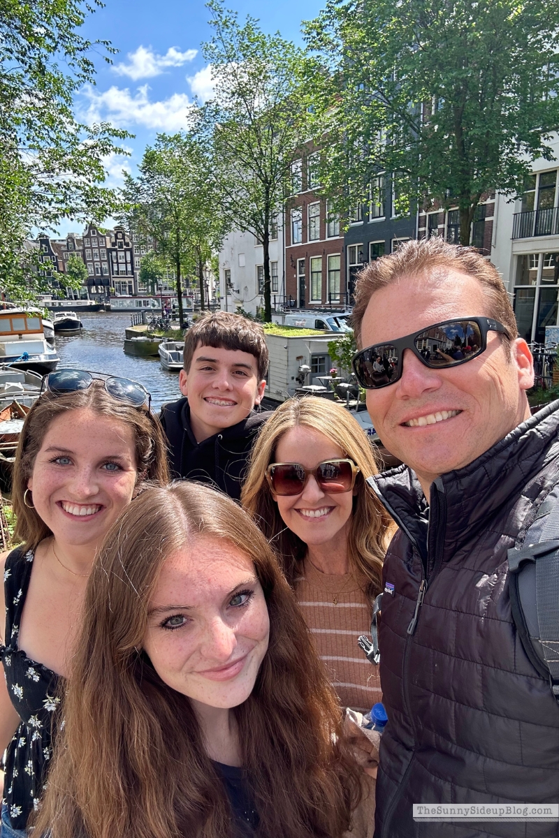 Amsterdam (Sunny Lifestyles)