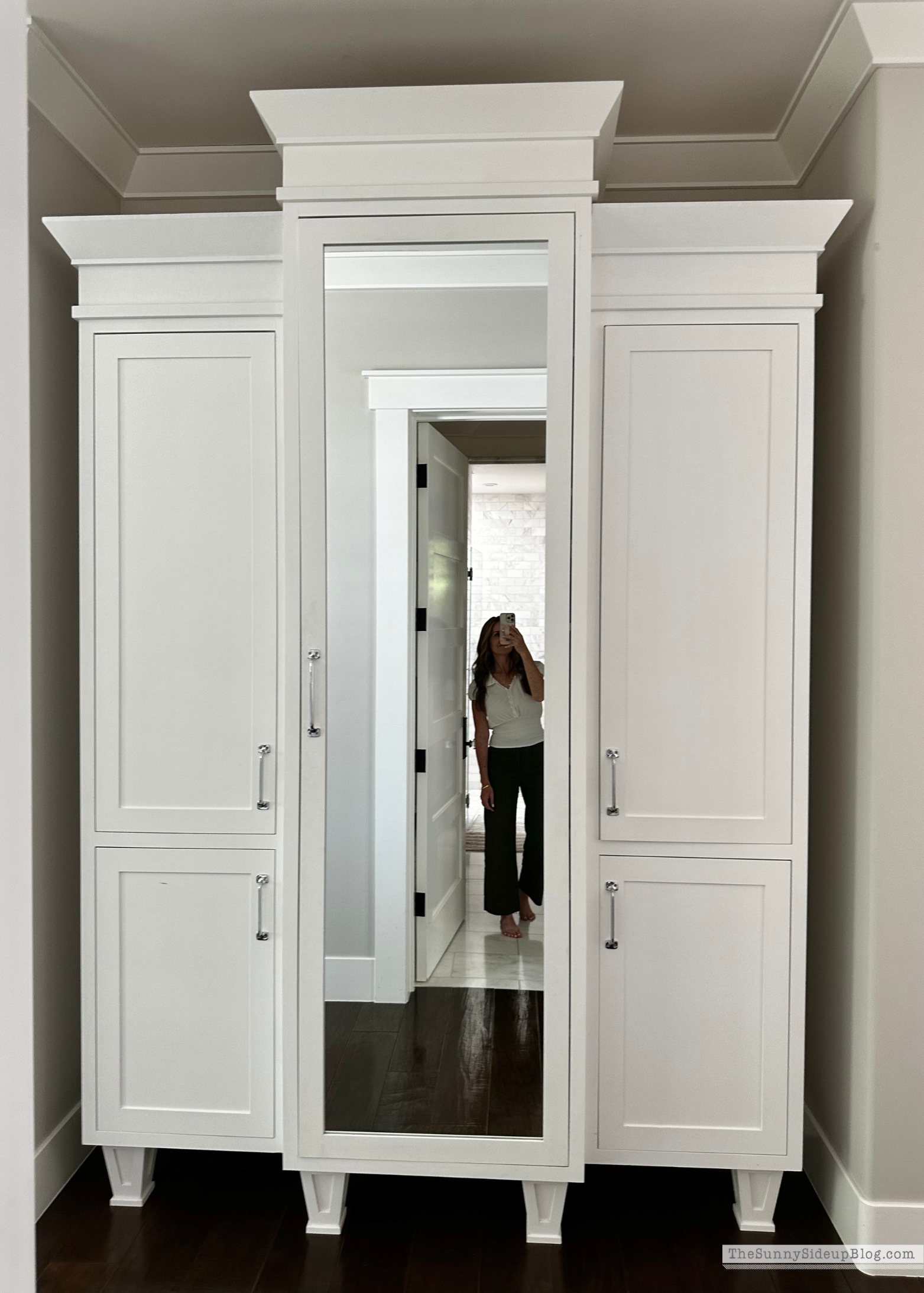 Wayfair Organized Linen Cupboard (Sunny Lifestyles Blog)