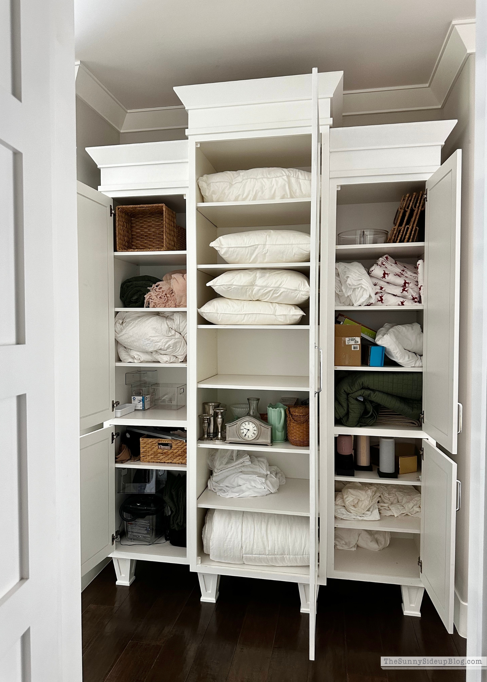 Wayfair Organized Linen Cupboard (Sunny Lifestyles Blog)