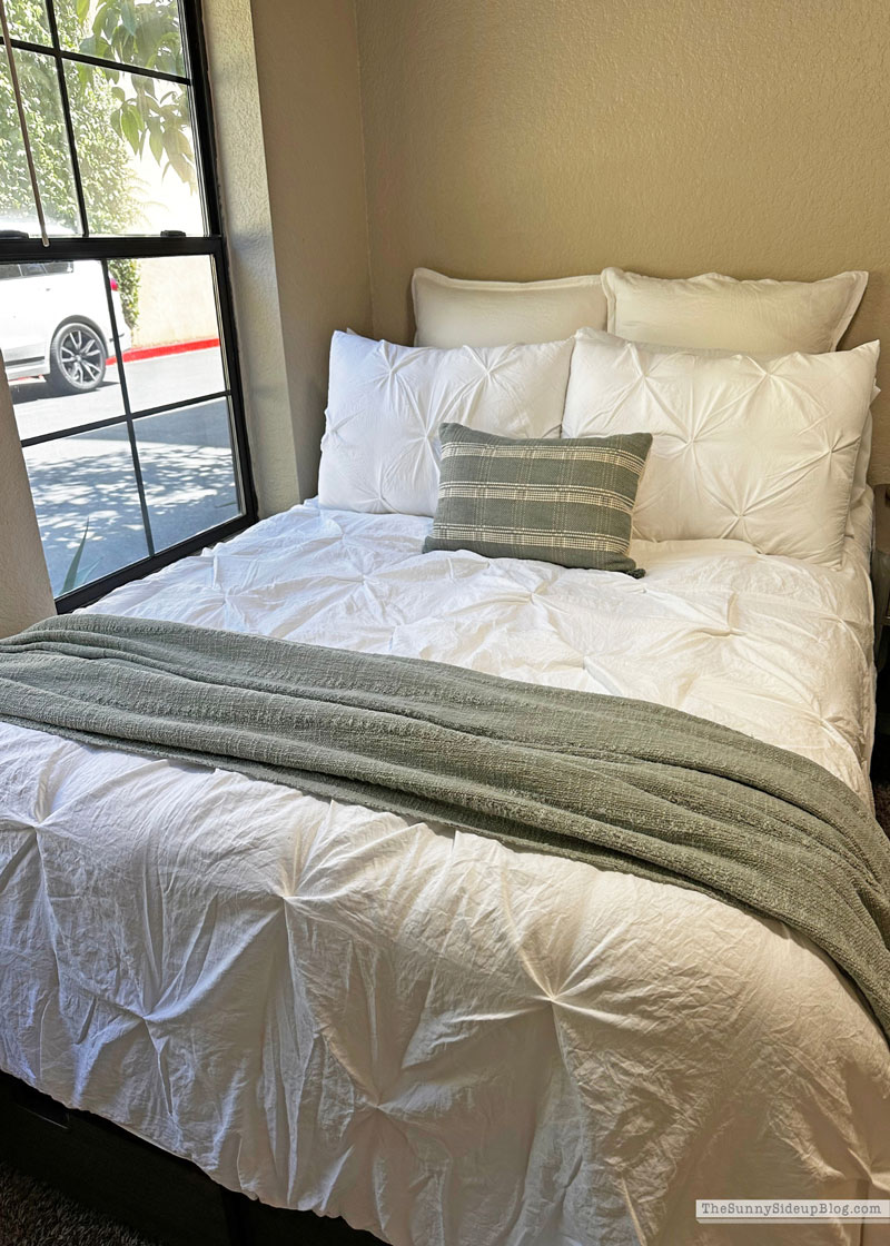 College Move In (Sunny Lifestyles Blog)