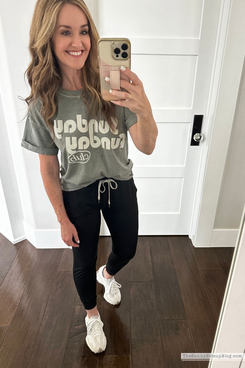 Fall Fashion (Sunny Lifestyles)