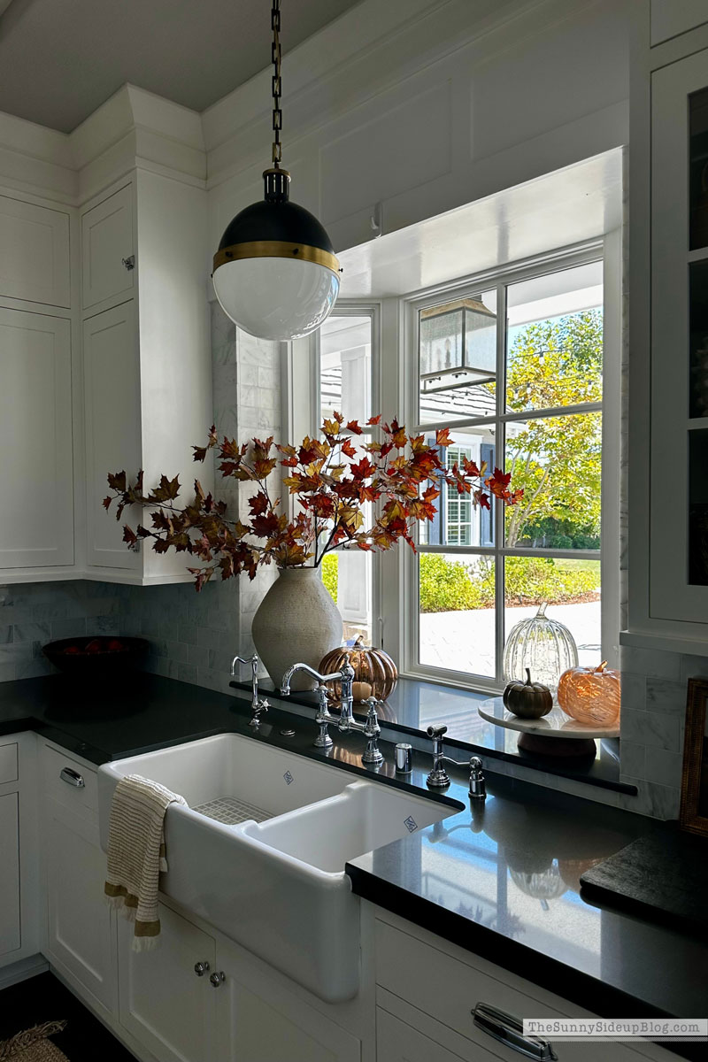Fall Kitchen (Sunny Lifestyles Blog)