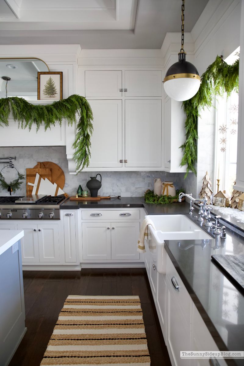Christmas Kitchen (Sunny Lifestyles)