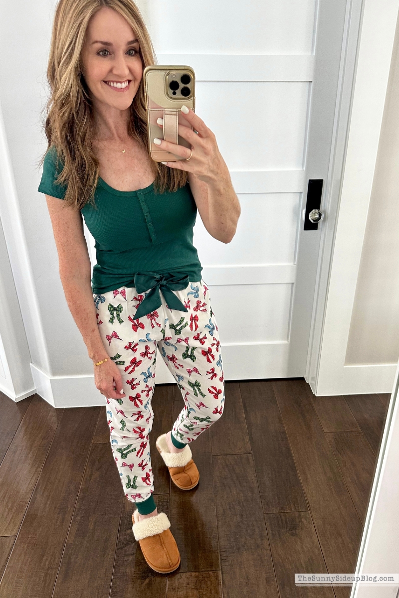 Bow pjs (Sunny Lifestyles)