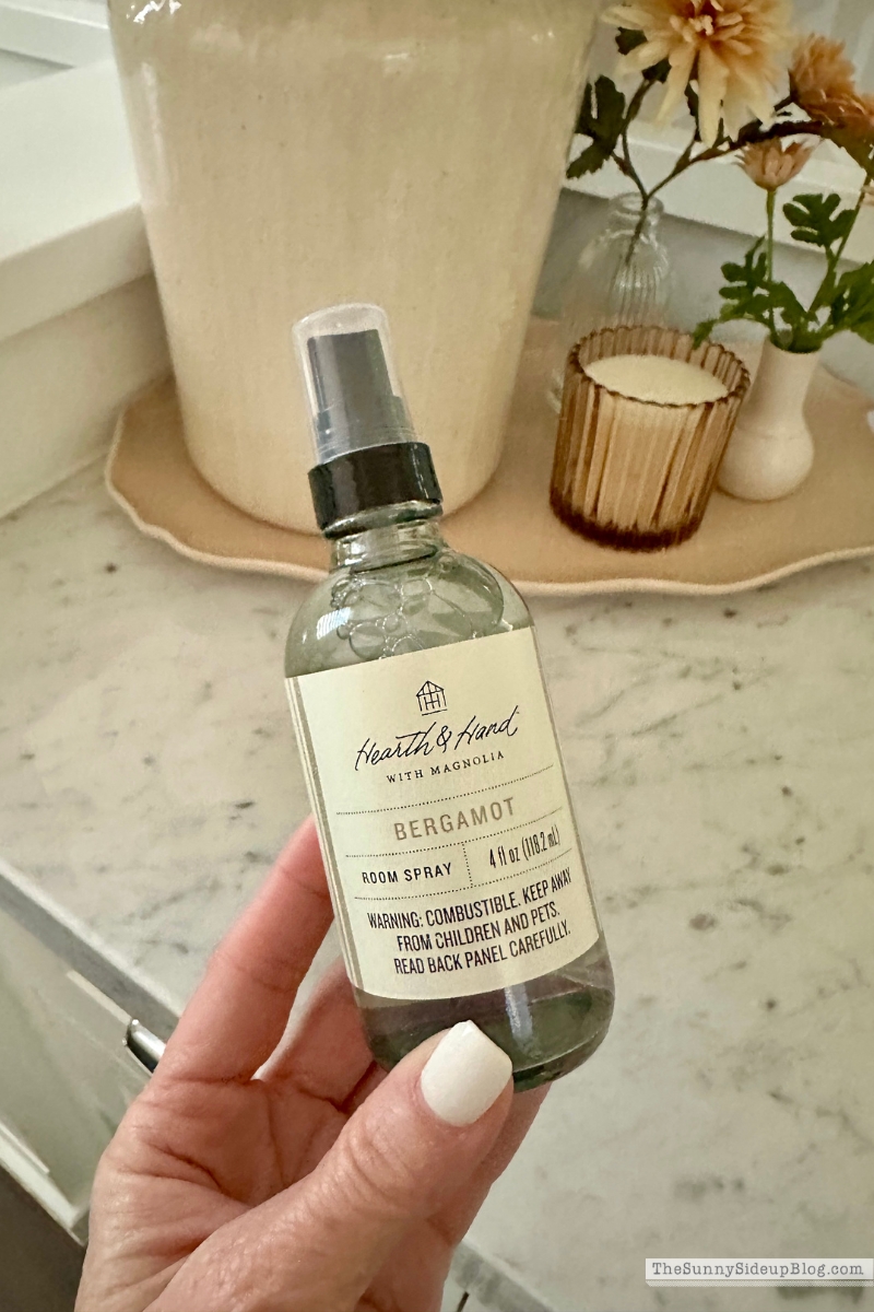 Spring Powder Bathroom (Sunny Lifestyles)