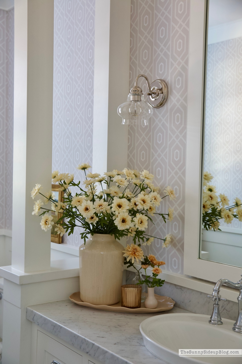 Spring Powder Bathroom (Sunny Lifestyles)