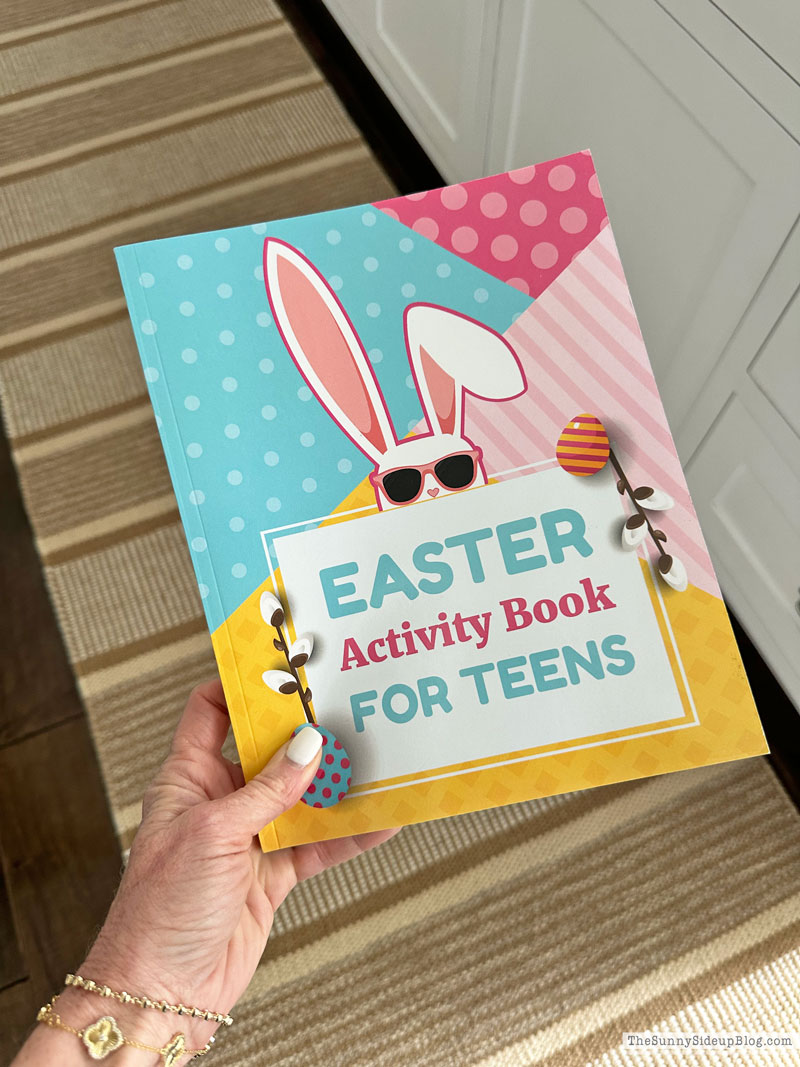 Easter Book (Sunny Lifestyles)