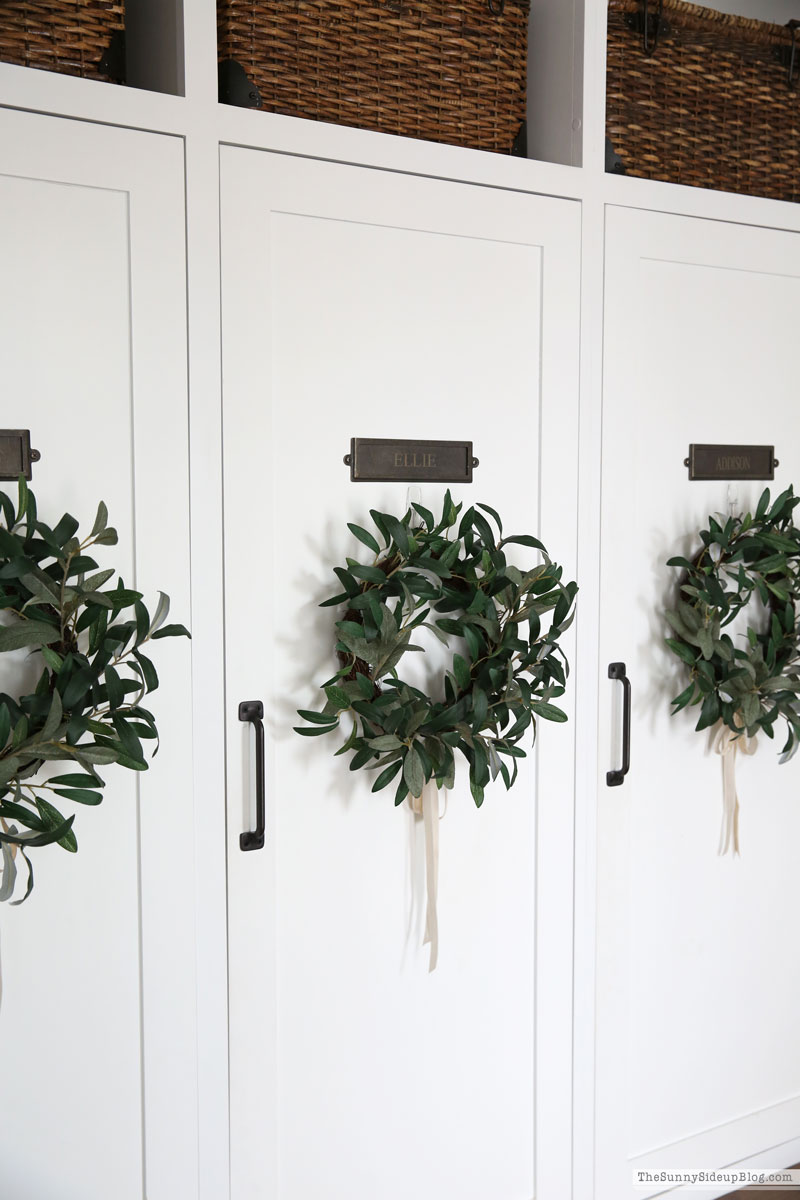 Spring Wreaths (Sunny Lifestyles)