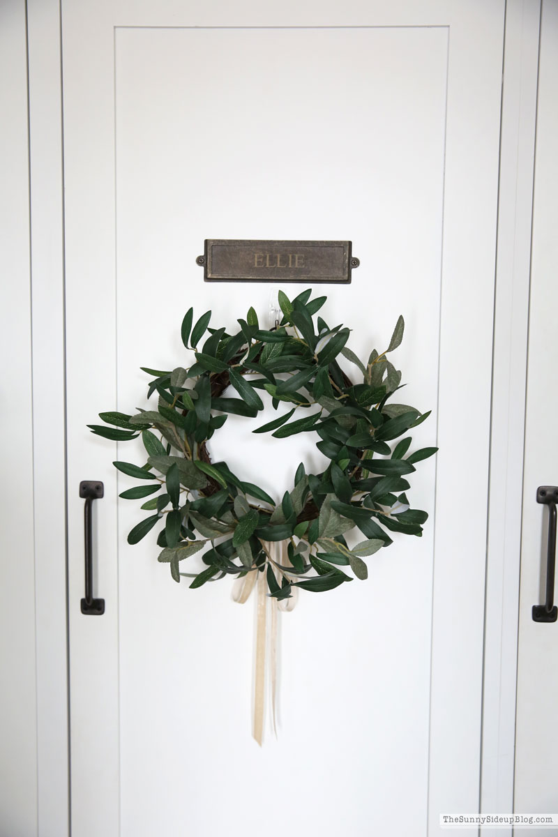 Spring Wreaths (Sunny Lifestyles)