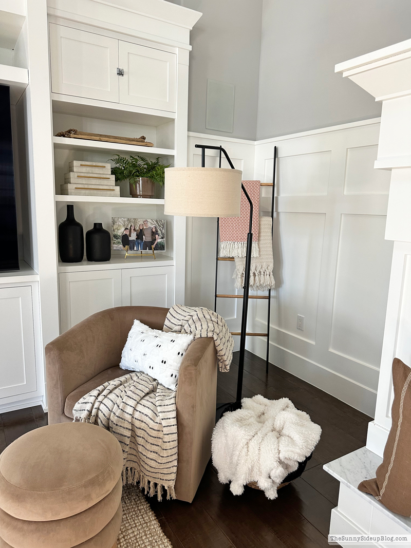 Saturday 6 - Seeing Ghosts (Sunny Side Up)