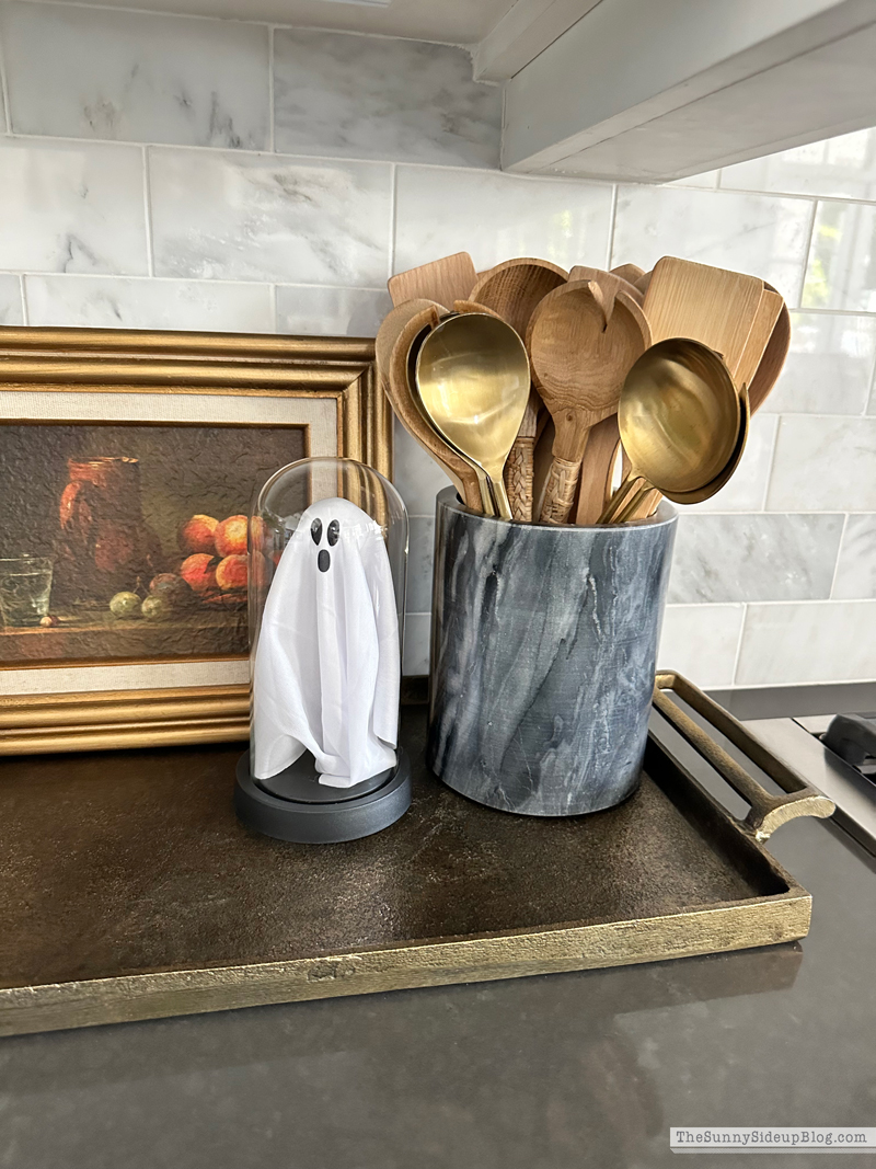 Saturday 6 - Seeing Ghosts (Sunny Side Up)