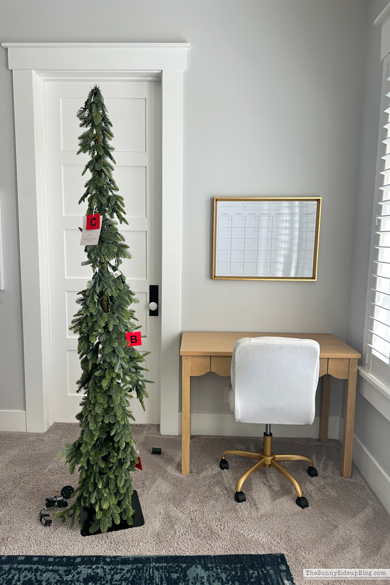 Christmas Decorating (Sunny Side Up)