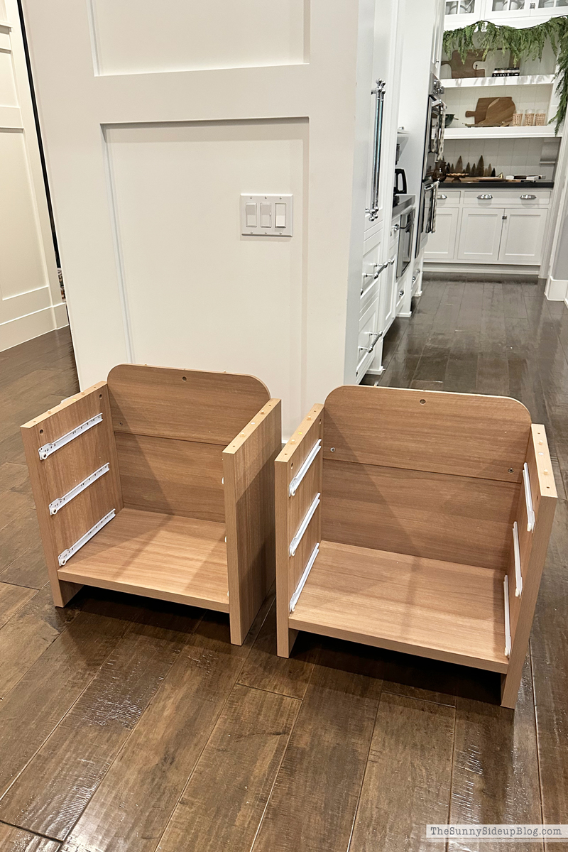 Amazon Nightstand (Sunny Side Up)