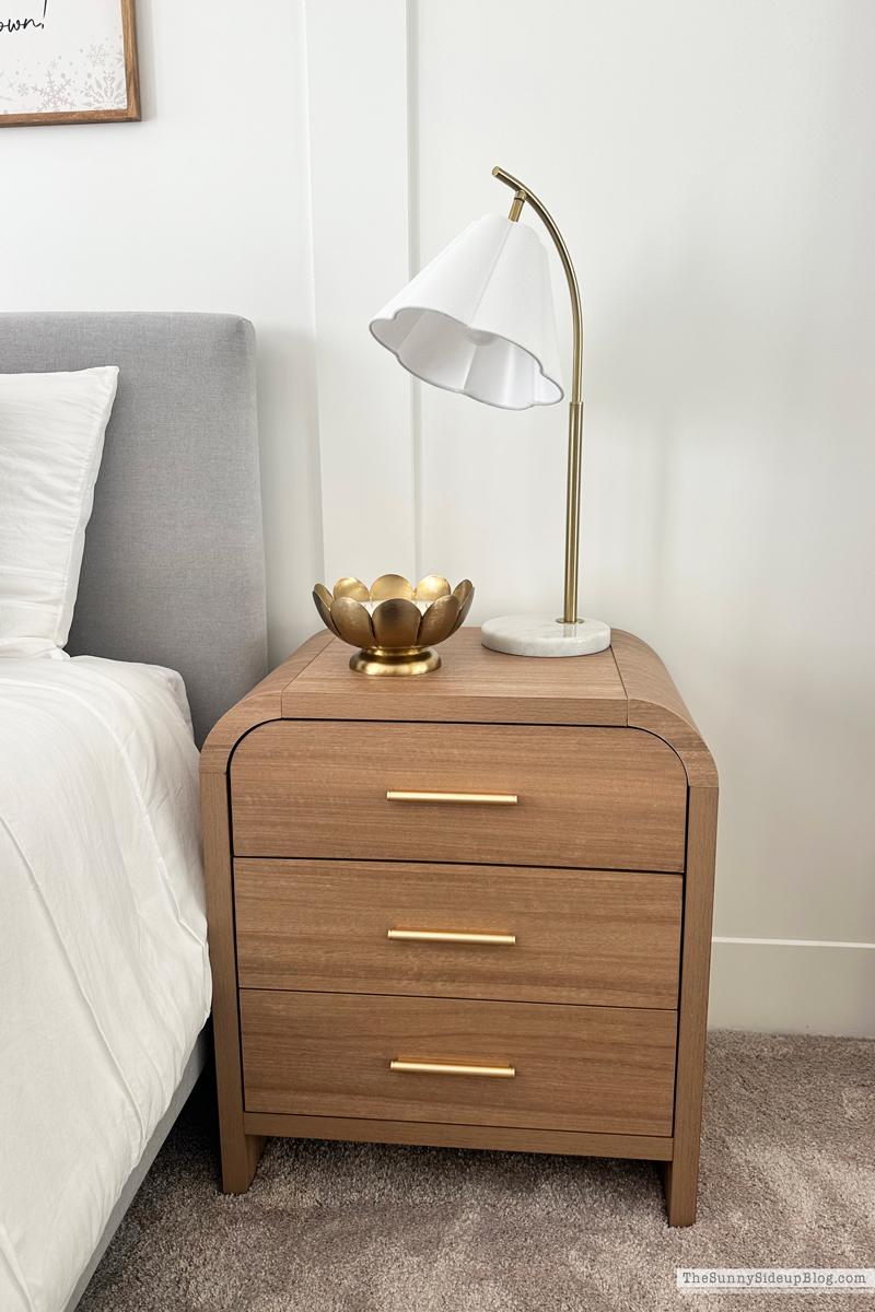 Christmas Bedroom (Sunny Side Up)