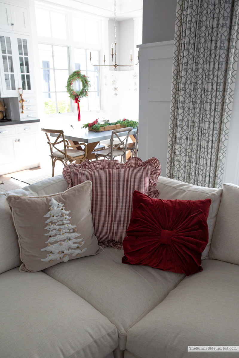 2025 Tree and Mantel! (Sunny Side Up)