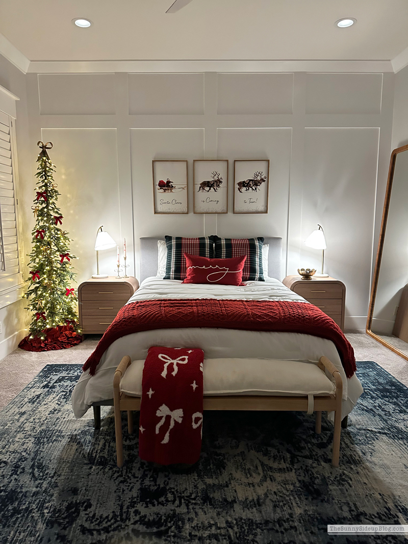 Christmas Bedroom (Sunny Side Up)