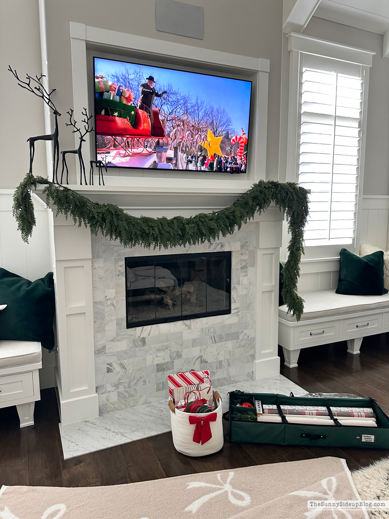 2025 Christmas Home Tour (Sunny Side Up)