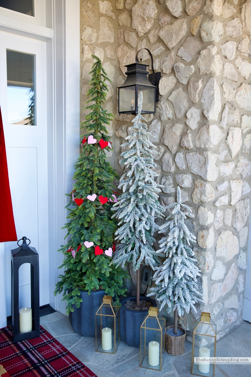 Holiday Porch (Sunny Side Up)