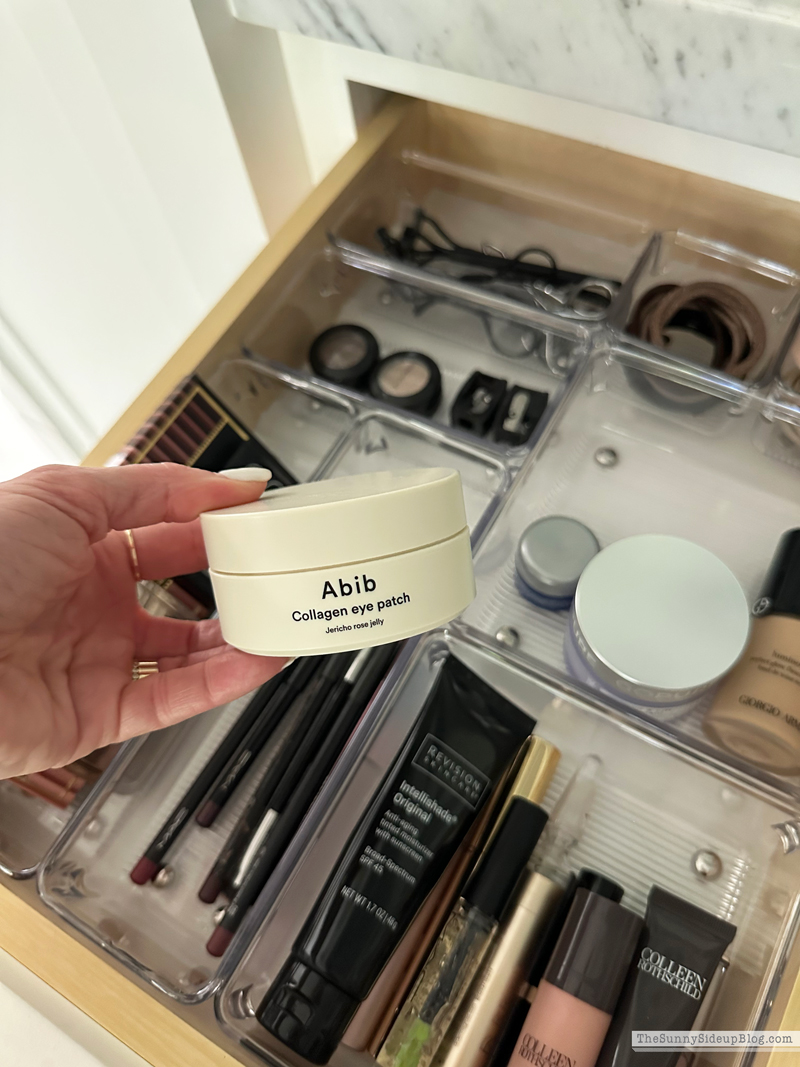 Organized Bathroom Drawers (Sunny Side Up)