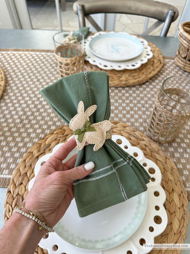 Spring Easter Table (Sunny Side Up)