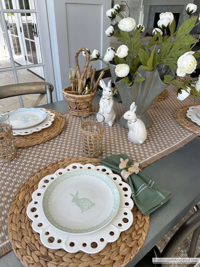 Spring Easter Table (Sunny Side Up)