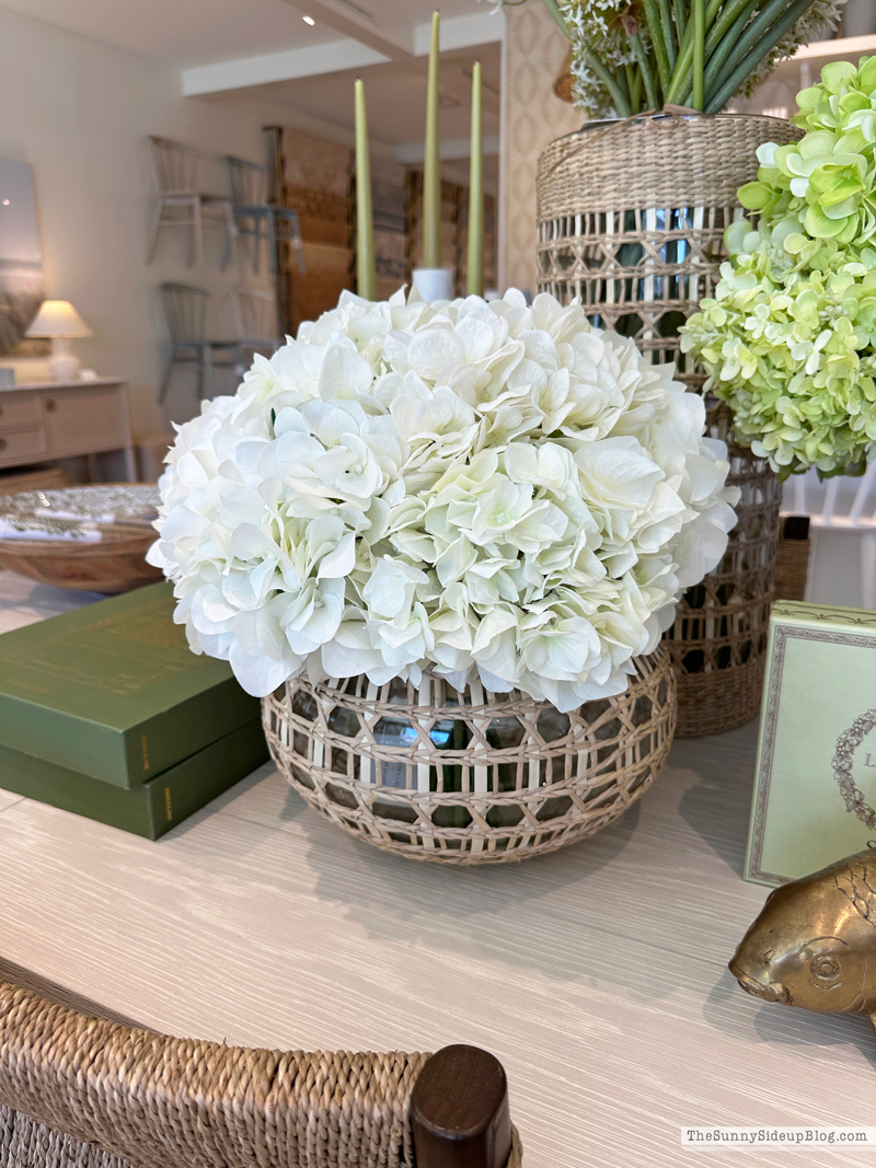 Spring Easter Table (Sunny Side Up)