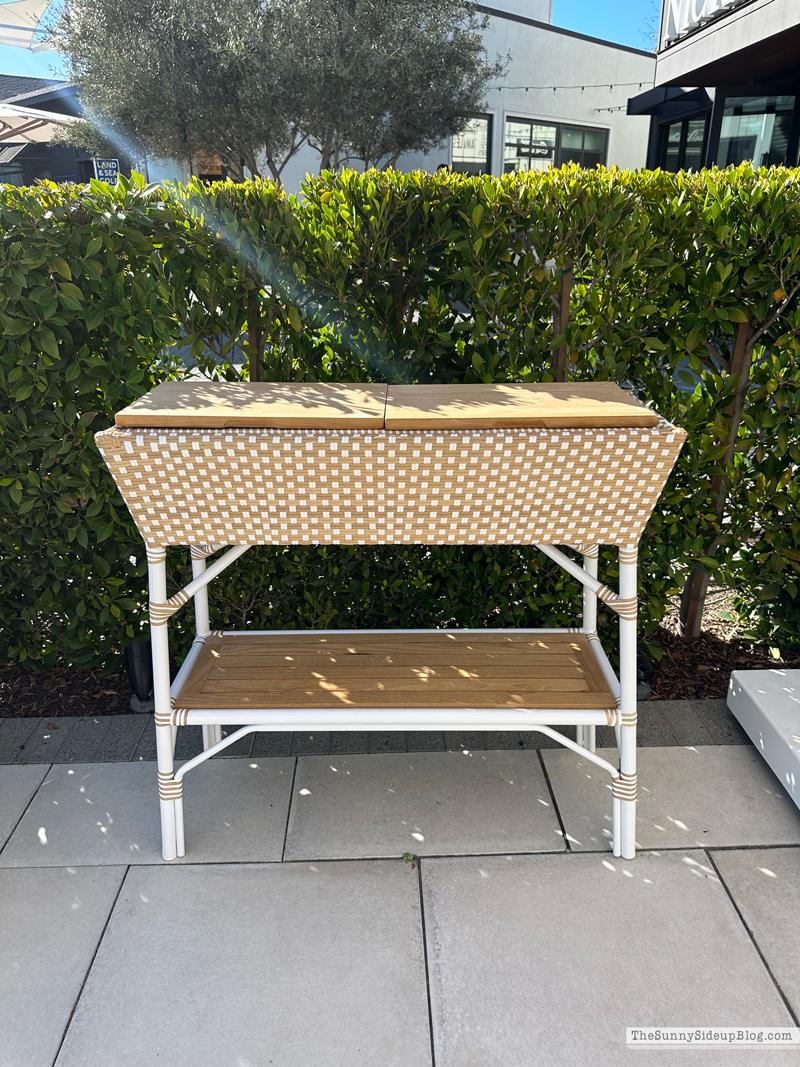 Spring Easter Table (Sunny Side Up)