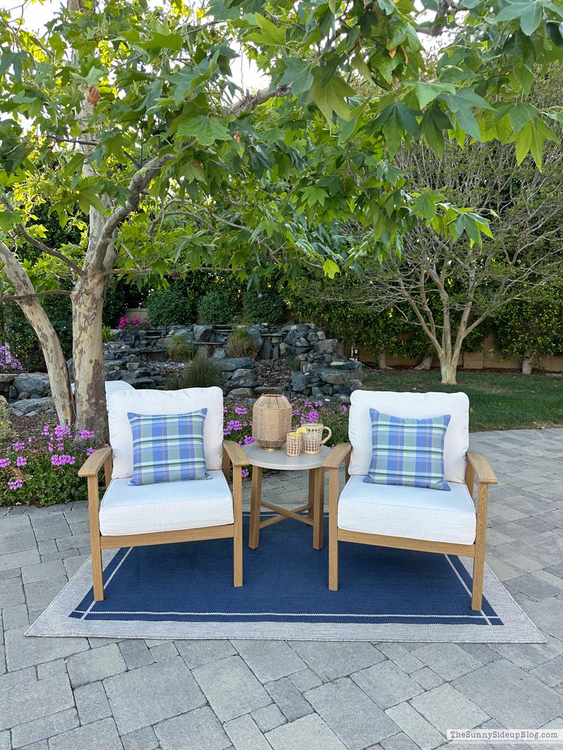 Outdoor Spring Decor (Sunny Side Up)